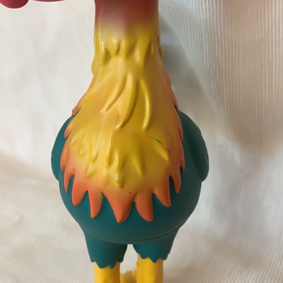 HTF Disney 2017 Moana Plastic squeeze and scream Hei Hei rooster squeaky toy - Picture 7 of 10